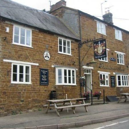 Bed and Breakfast Bartholomew Arms Maidford Esterno foto