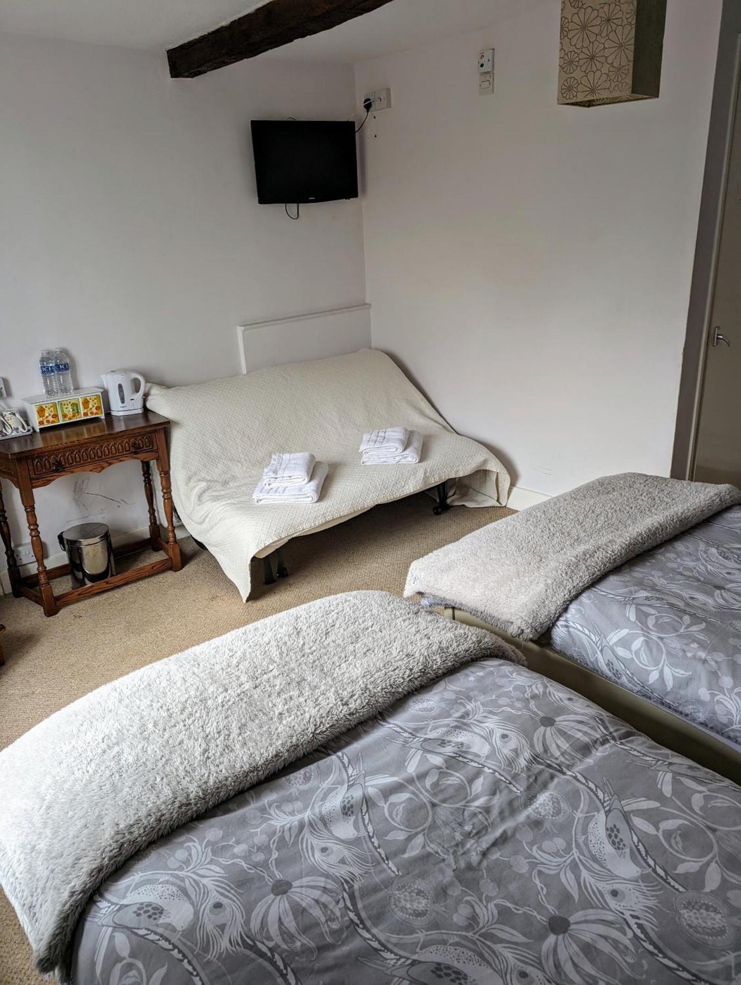 Bed and Breakfast Bartholomew Arms Maidford Esterno foto