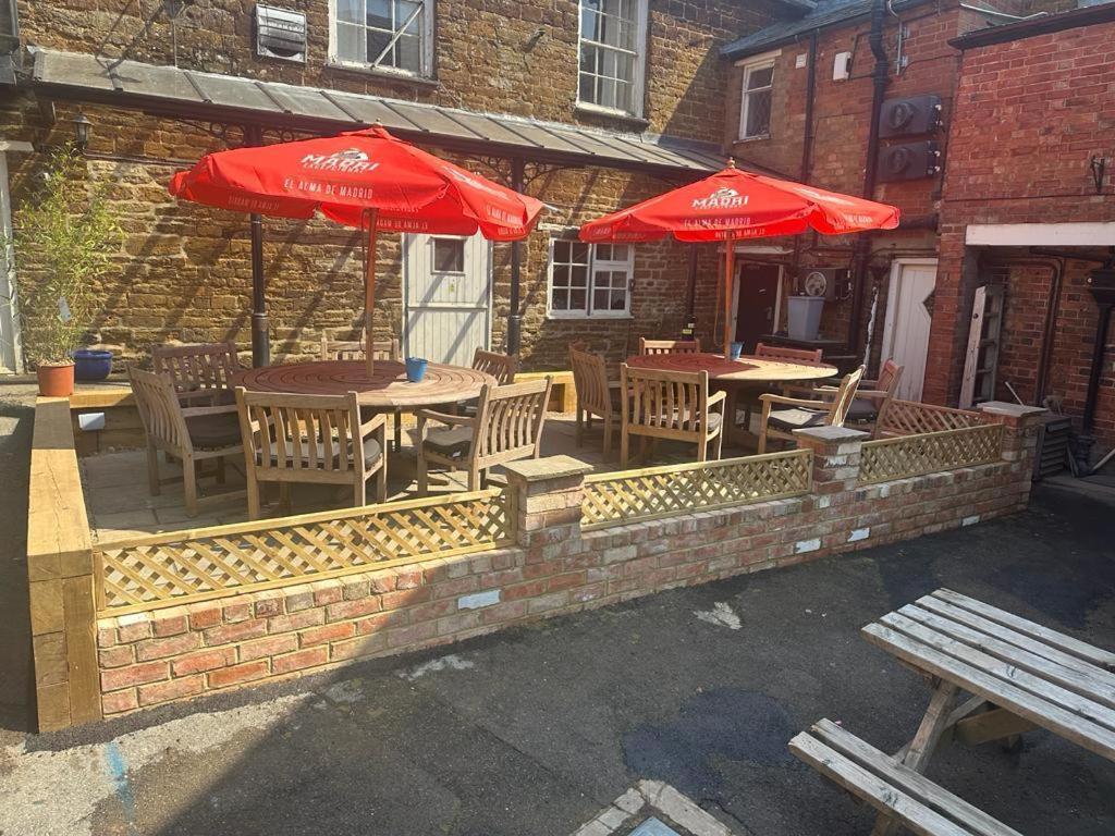 Bed and Breakfast Bartholomew Arms Maidford Esterno foto
